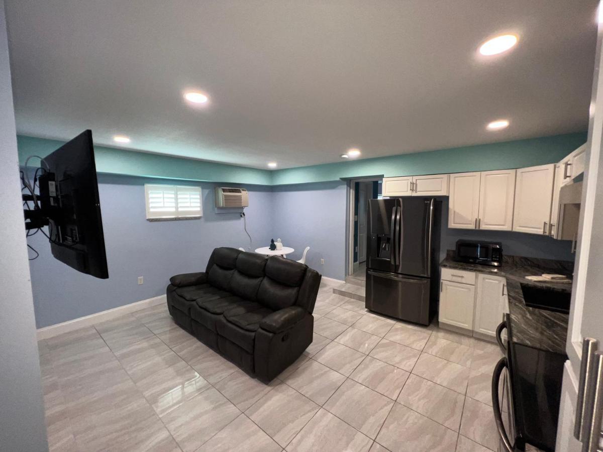 Atlantic Shores Motel Daytona Beach Shores Bagian luar foto
