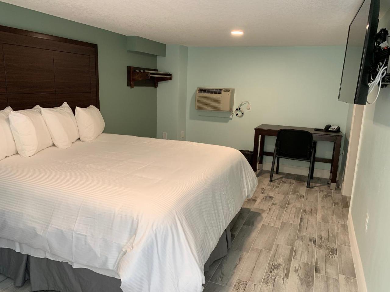 Atlantic Shores Motel Daytona Beach Shores Bagian luar foto