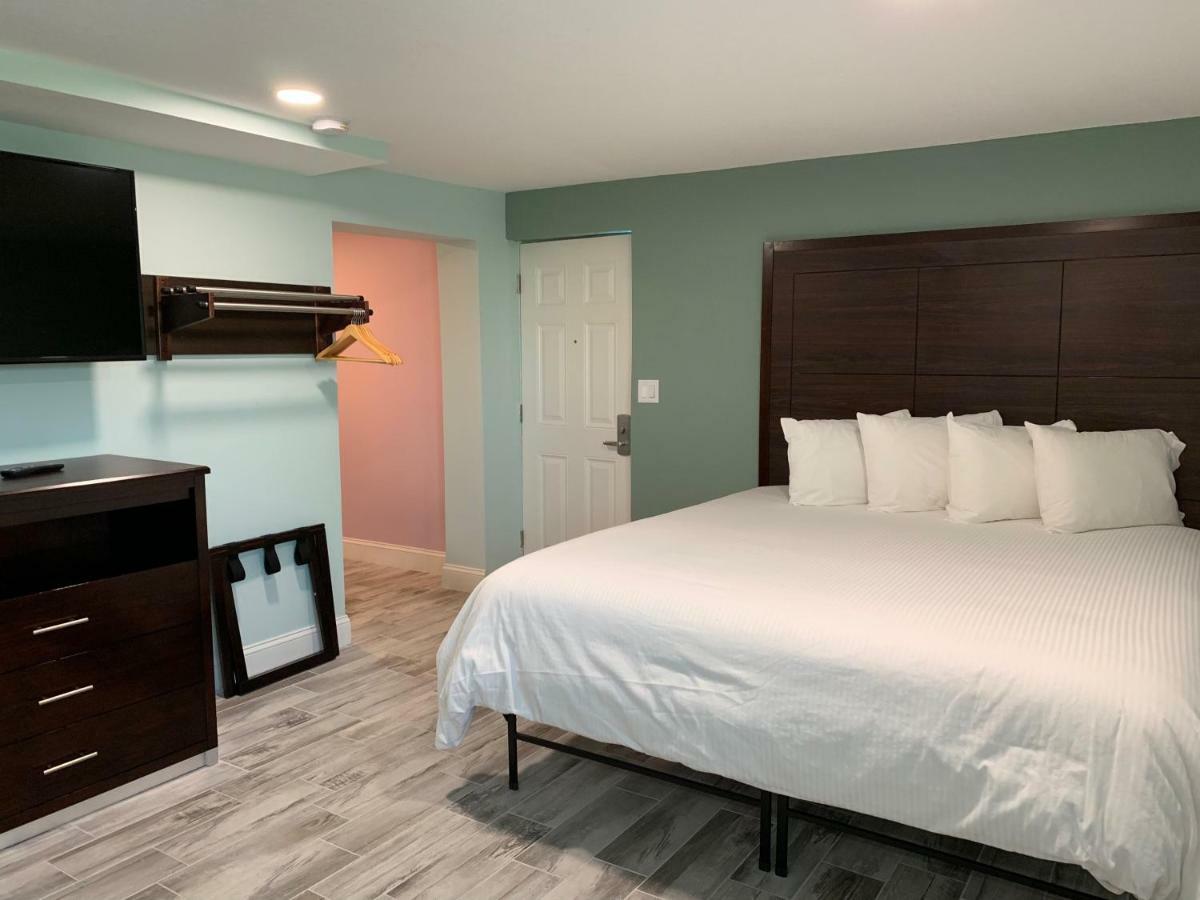 Atlantic Shores Motel Daytona Beach Shores Bagian luar foto