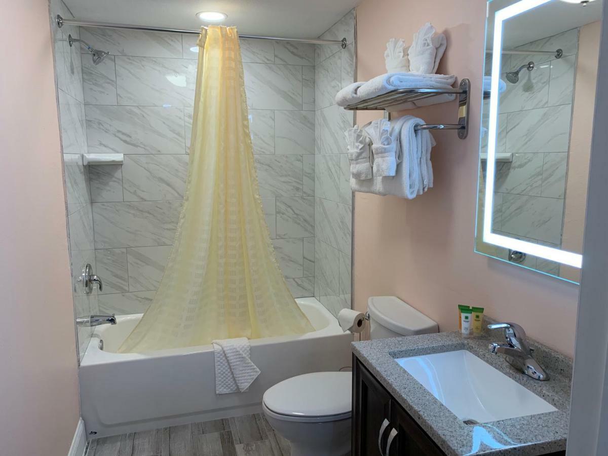 Atlantic Shores Motel Daytona Beach Shores Bagian luar foto