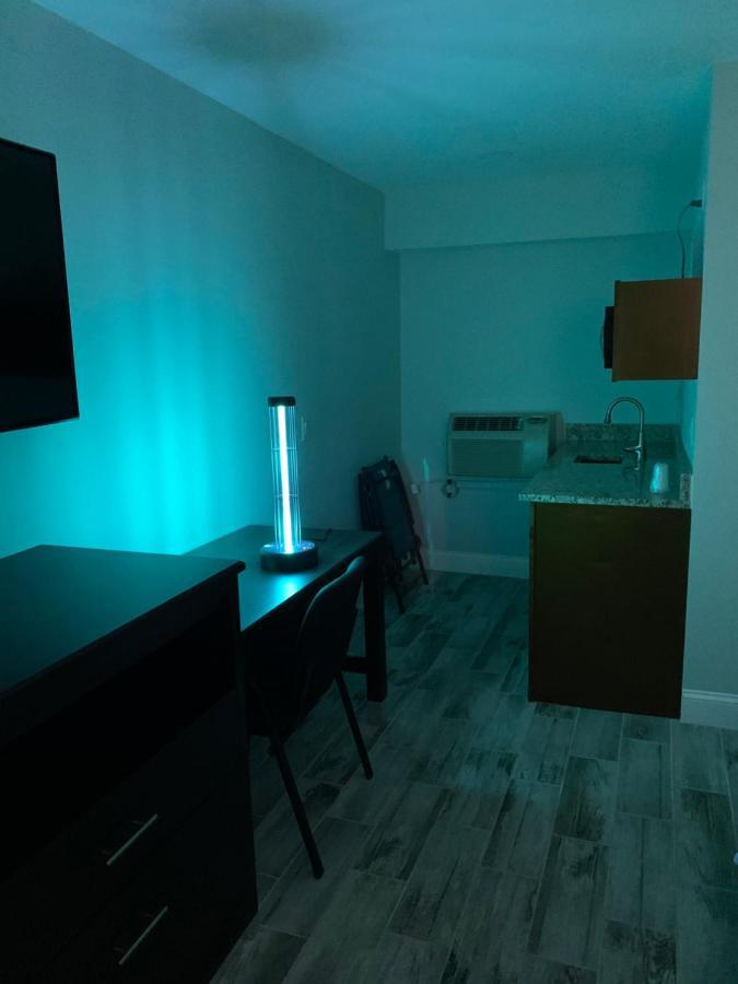 Atlantic Shores Motel Daytona Beach Shores Bagian luar foto
